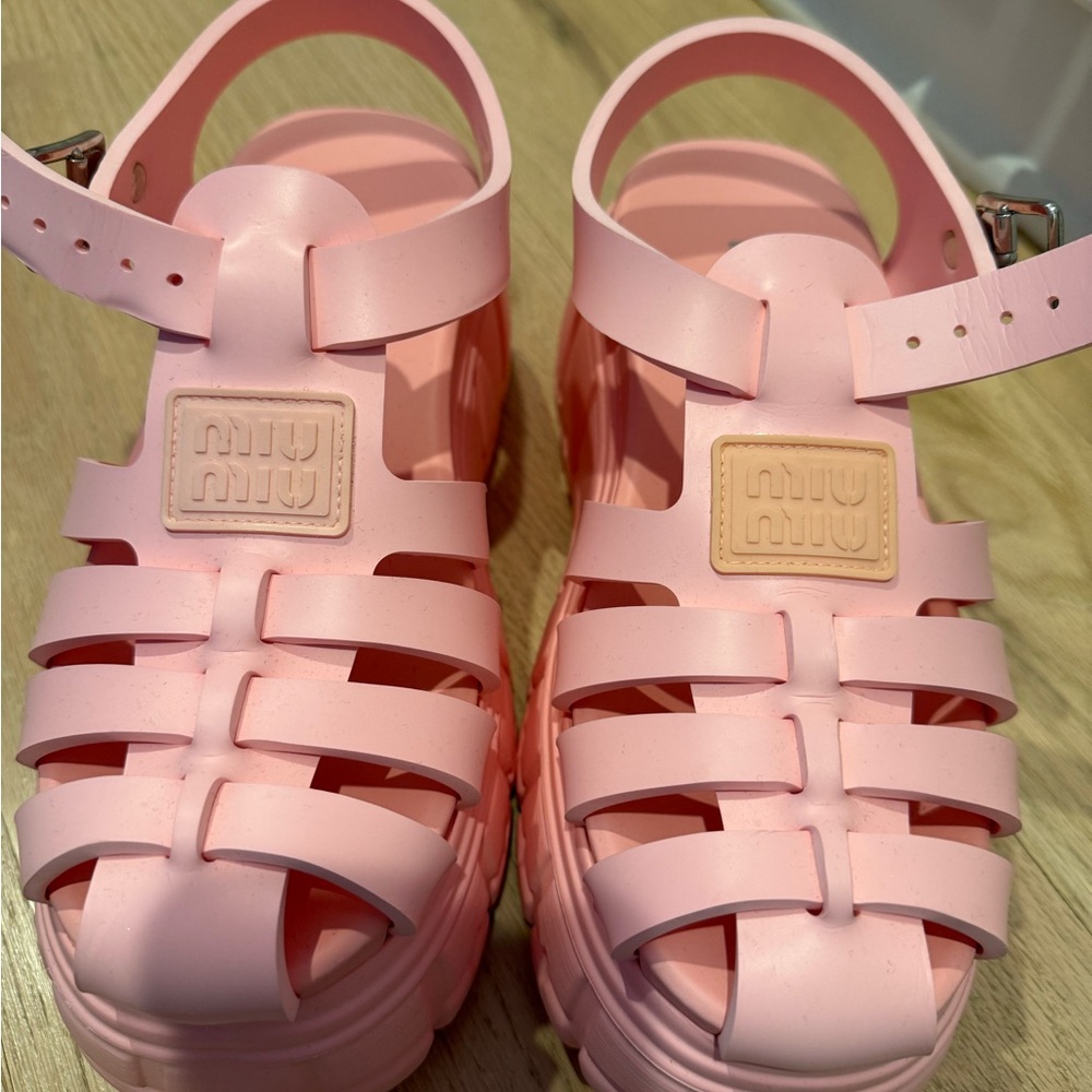 Miu Miu Pink Sandals with Chunky Sole and Cage Design size 7
